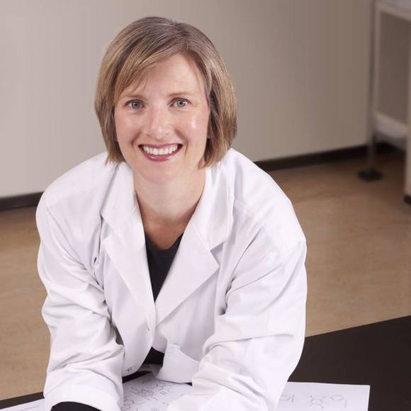 Meet your Posher, Jennifer - Picture 1 of 1